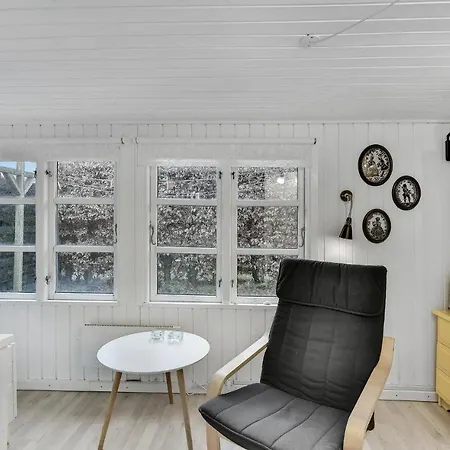Hébergement de vacances Stunning In With Kitchen